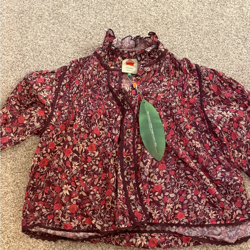 FARM rio Chelsea floral blouse - Picture 2 of 3